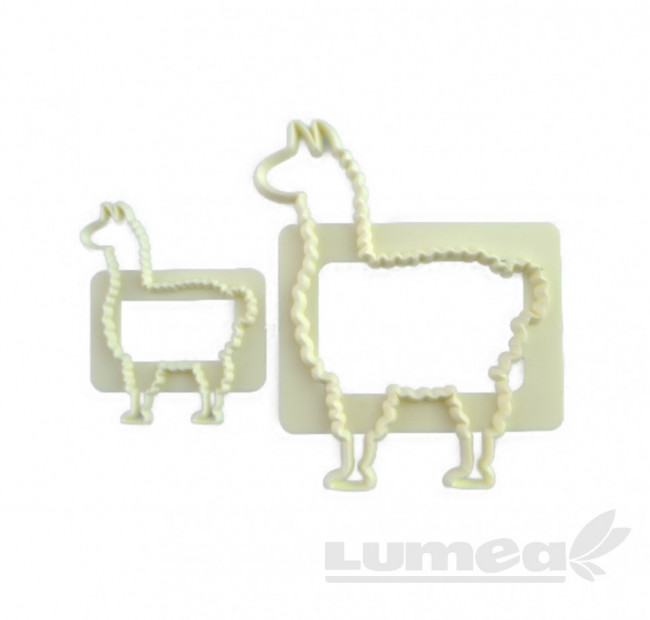<p>Setul de decupatoare lamă – Lumea conține două piese din plastic alimentar, cu dimensiuni de 6,3 x 9,5 cm și 3,8 x 5,7 cm. Acestea sunt ideale pentru a crea decorațiuni din <strong>fondant</strong>, marțipan sau <strong>pastă de zahăr</strong>, adăugân