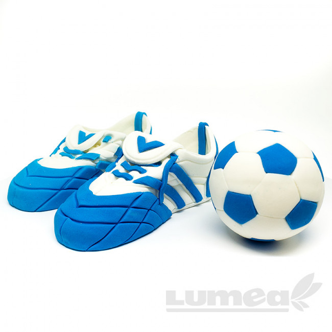 Ghetute fotbal albastru si minge din pasta de zahar, L11 cm x l 4,5 cm x h4,5 cm, 250g - Lumea