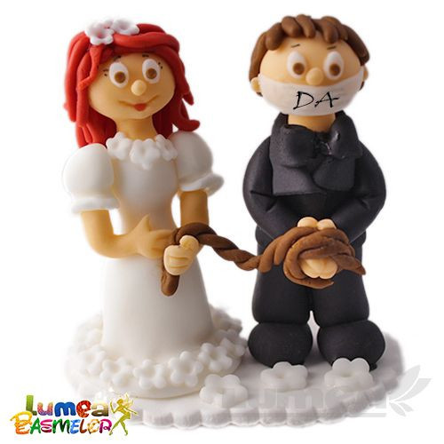 Figurine "Nu te las" din pasta de zahar, L9,5 cm x l 7,5 cm x m9,5 cm, 200g - Lumea