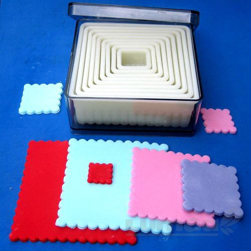 Set decupatoare patrate ondulate, 9 bucati - Lumea Basmelor