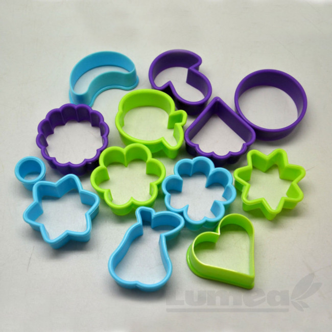 Set decupatoare diferite forme, 12 buc. - Lumea