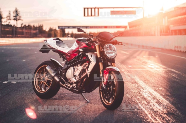 Imagine comestibila tort din Zahar, Motocicleta model 9 - Lumea