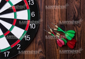 Imagine comestibila tort din Zahar Darts pregatit pentru joc - Lumea