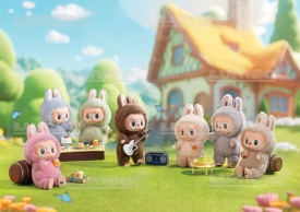 Imagine comestibila tort din Zahar, Figurine Labubu la Camping - Lumea - Img 1