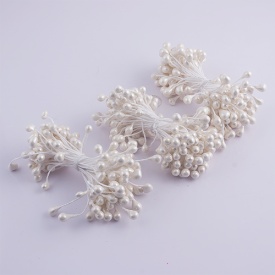 Стамин бял цвят 4 мм, 240 броя - The World