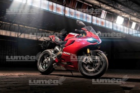 Imagine comestibila tort din Zahar Motocicleta Rosu Corse - Lumea