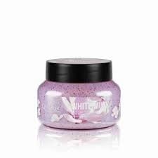 Скраб за тяло White Musk Lavish Care Body Scrub 250ml