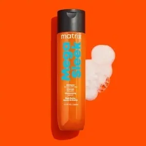 Matrix Total Results Mega Sleek Shampoo - шампоан за непокорна коса - Img 2