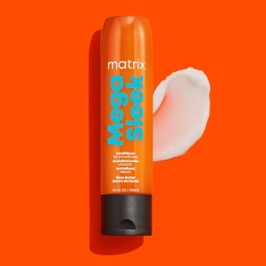 Matrix Total Results Mega Sleek Conditioner - балсам за непокорна коса - Img 4