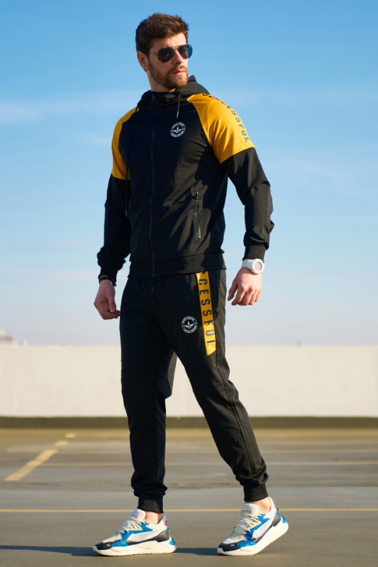 Trening barbati cu gluga T158
