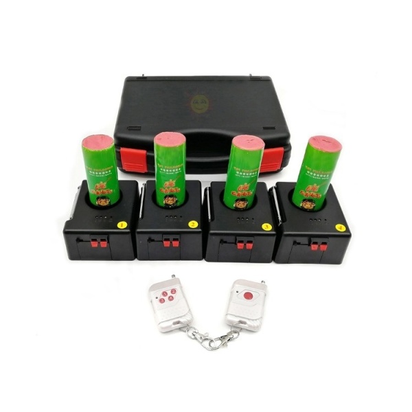 Sistem conexiune wireless pentru initiere artificii scena, cu 4 receptoare