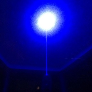 Laser pointer albastru 50000 mW cu acumulatori si 5 capete 3D - Img 5