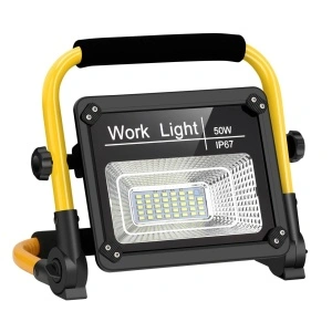 Proiector solar portabil 50W cu incarcare solara si USB, IP67