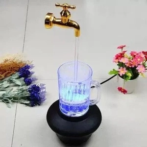 Lampa decorativa cu LED-uri multicolore ce emite Halba de Bere - Img 2