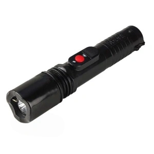 Lanterna cu electrosocuri pentru autoaparare si acumulator integrat