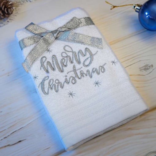 Бяла коледна кърпа с бродерия – SILVER Merry Christmas - OLIMA