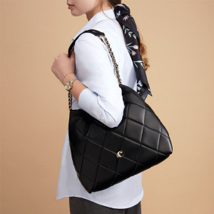 Луксознa дамска чанта Cacharel Ambre Black - Img 5