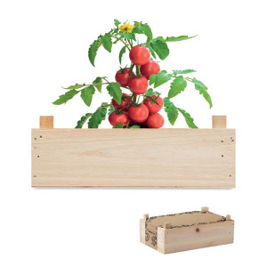 Комплект за отглеждане на домати в дървена щайга