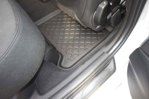 Covorase tip tavita BMW Seria 2 F46, caroserie Van, fabricatie 03.2015 - prezent, Gran Tourer - Img 8