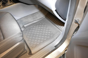 Covorase tip tavita Ford Ranger, caroserie Pick-up, fabricatie 12.2015 - prezent - Img 4
