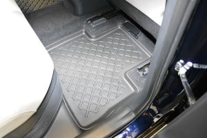 Covorase tip tavita Toyota RAV4 V, caroserie SUV, fabricatie 01.2019 - prezent, cutie manuala - Img 7