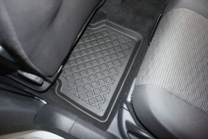 Covorase tip tavita Volkswagen Touran I, caroserie Van, fabricatie 03.2003 - 08.2015 - Img 8