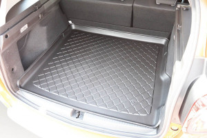 Tavita de portbagaj Dacia Duster II, caroserie SUV, fabricatie 01.2018 - prezent, 4x4 - Img 5