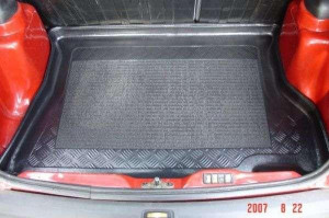 Tavita de portbagaj Ford Fiesta IV, caroserie Hatchback, fabricatie 1994 - 2001