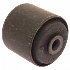 Bucsa traversa spate NISSAN PRIMERA 1990-1998