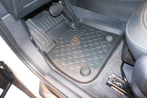 Covorase tip tavita BMW Seria 2 F46, caroserie Van, fabricatie 03.2015 - prezent, Gran Tourer - Img 3