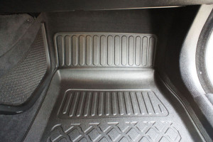 Covorase tip tavita BMW Seria 5 F10, caroserie Sedan, fabricatie 03.2010 - 2013, fara X-drive - Img 6