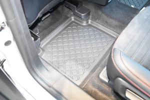 Covorase tip tavita Ford Kuga III, caroserie SUV, fabricatie 04.2020 - prezent - Img 5