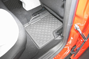 Covorase tip tavita Jeep Renegade, caroserie SUV, fabricatie 09.2014 - prezent - Img 7