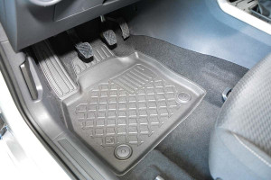 Covorase tip tavita Volkswagen Polo VI, caroserie Hatchback, fabricatie 10.2017 - prezent - Img 3