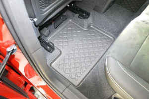 Covorase tip tavita Volvo XC40 MHEV, caroserie SUV, fabricatie 02.2020 - prezent - Img 5