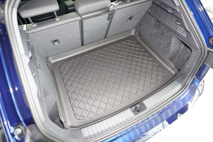 Tavita de portbagaj Audi A3 8Y, caroserie Hatchback, fabricatie 03.2020 - prezent, portbagaj superior - Img 5
