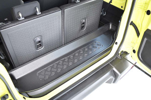 Tavita de portbagaj Suzuki Jimny II, caroserie SUV, fabricatie 10.2018 - prezent, portbagaj superior - Img 5