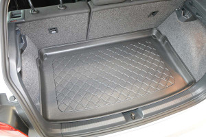 Tavita de portbagaj Volkswagen Polo VI, caroserie Hatchback, fabricatie 10.2017 - prezent, portbagaj superior - Img 3