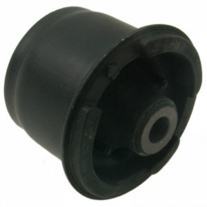 Bucsa traversa spate TOYOTA YARIS 2005-2013