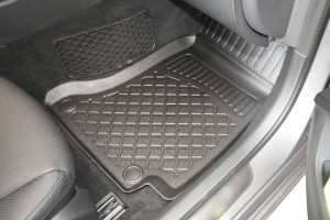 Covorase tip tavita Mercedes Clasa C W205, caroserie Sedan, fabricatie 03.2014 - 11.2020 - Img 5