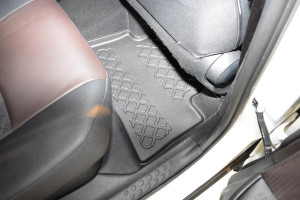 Covorase tip tavita Toyota C-HR, caroserie SUV, fabricatie 01.2017 - prezent - Img 8