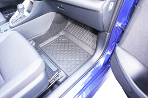 Covorase tip tavita Toyota Yaris IV, caroserie Hatchback, fabricatie 09.2020 - prezent - Img 4