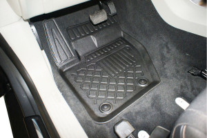 Covorase tip tavita Volvo V40 II, caroserie Hatchback, fabricatie 07.2012 - prezent - Img 3