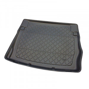 Tavita de portbagaj BMW Seria 5 F21, caroserie Hatchback, fabricatie 09.2012 - 06.2019, x-drive - Img 2