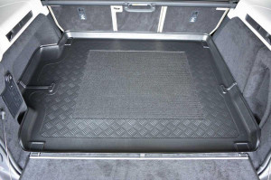 Tavita de portbagaj Land Rover Discovery 5, caroserie SUV, fabricatie 03.2017 - prezent - Img 4