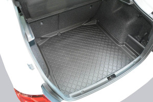 Tavita de portbagaj Seat Toledo IV, caroserie Hatchback, fabricatie 02.2013 - 05.2019 - Img 3