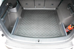Tavita de portbagaj Skoda Kodiaq, caroserie SUV, fabricatie 03.2017 - prezent, portbagaj inferior - Img 4