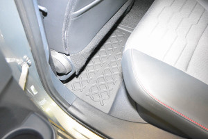 Covorase tip tavita Toyota Corolla XII E210, caroserie Hatchback, fabricatie 02.2019 - prezent - Img 6