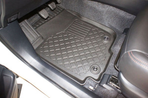 Covorase tip tavita Toyota RAV4 IV, caroserie SUV, fabricatie 03.2013 - 12.2018 - Img 3