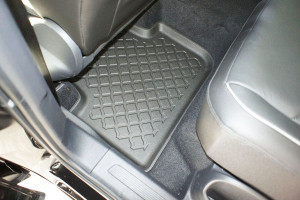 Covorase tip tavita Volkswagen Touran II, caroserie Van, fabricatie 09.2015 - prezent - Img 8